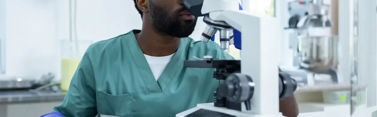 pathologists_assistant